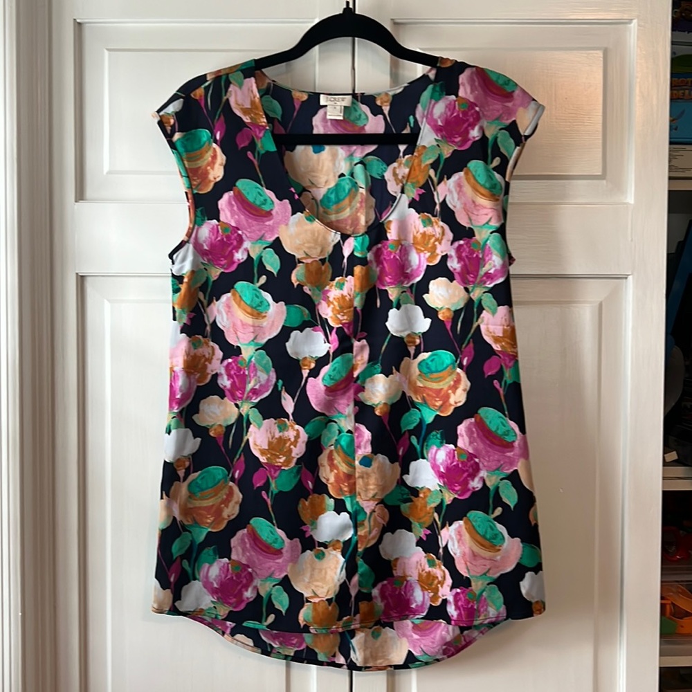 Floral cap sleeve blouse